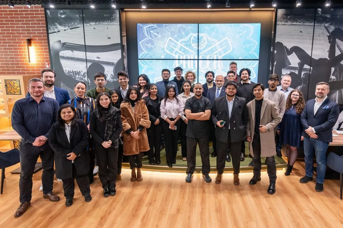 Nemzetközi nyitás-Indiai hallgatókkal.webp